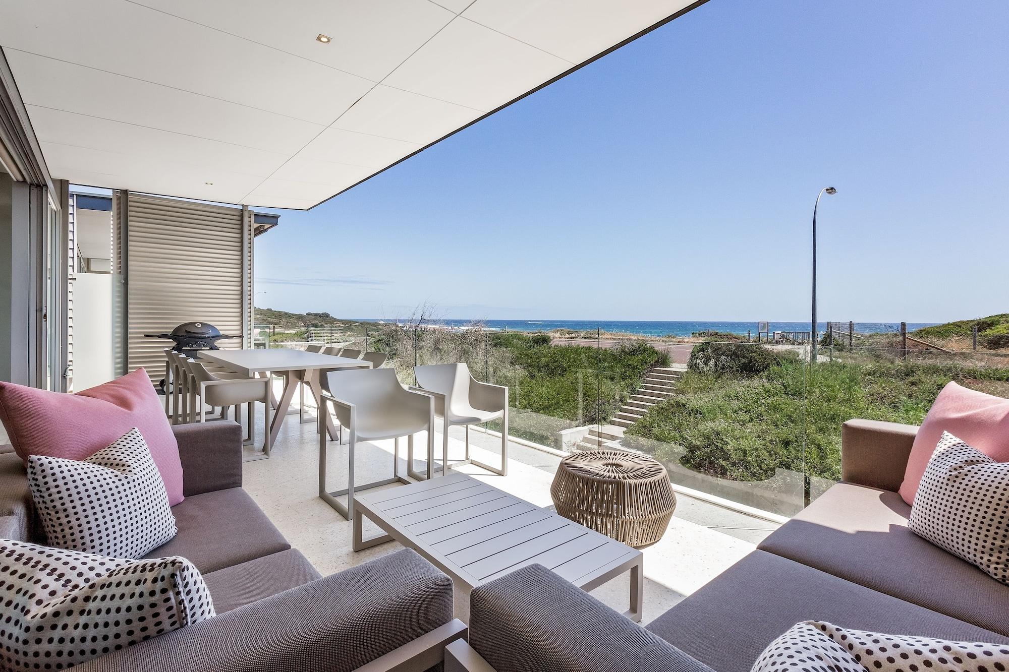 Smiths Beach Resort Яллингап Экстерьер фото The view from the penthouse