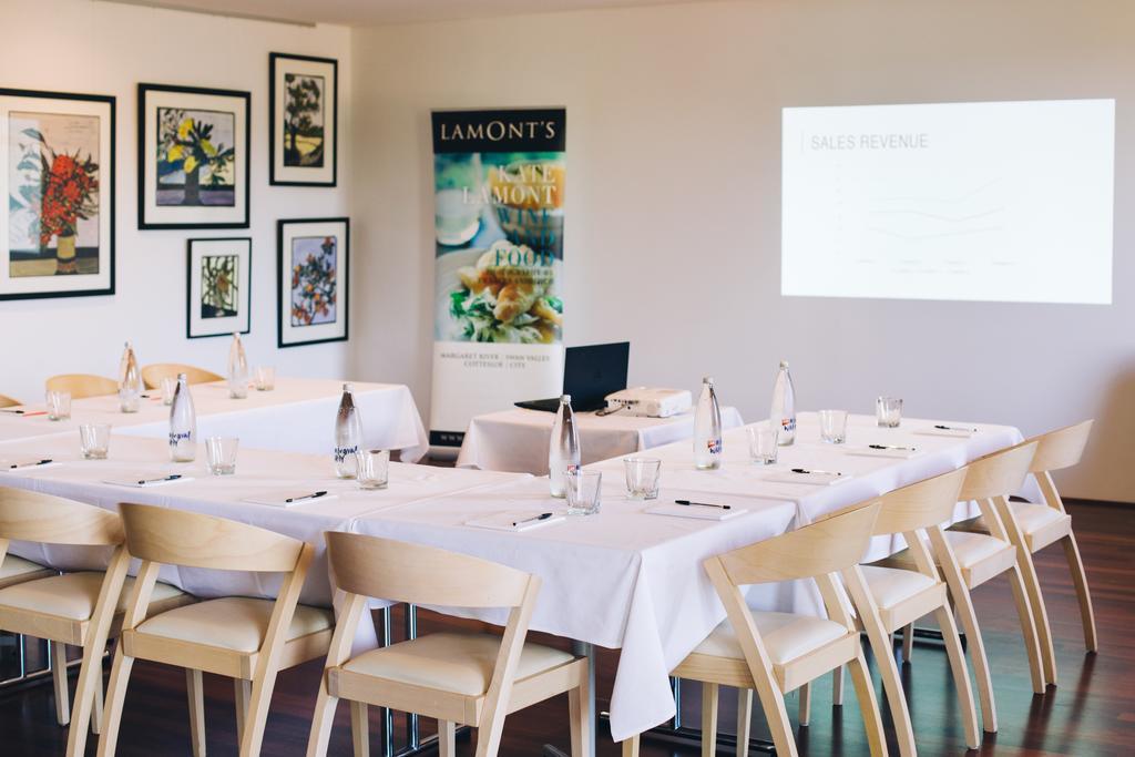 Smiths Beach Resort Яллингап Экстерьер фото The Lamonts' tasting room