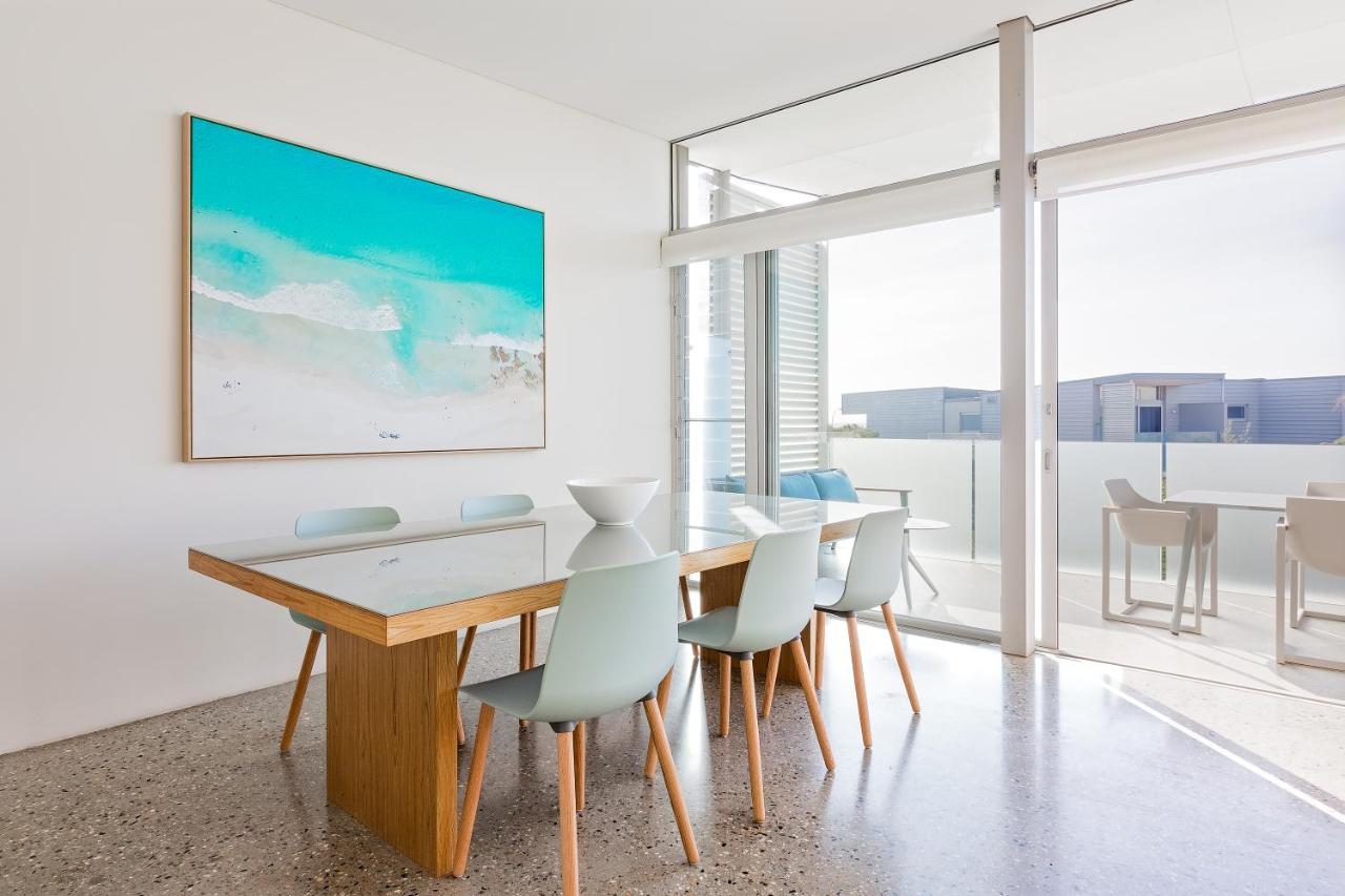 Smiths Beach Resort Яллингап Экстерьер фото A dining room